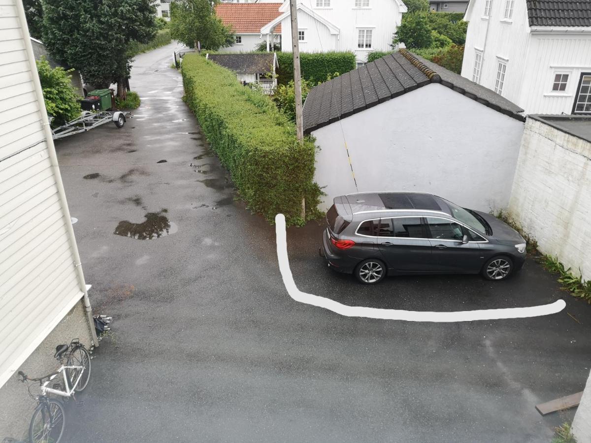 Cosy On A Quiet Street